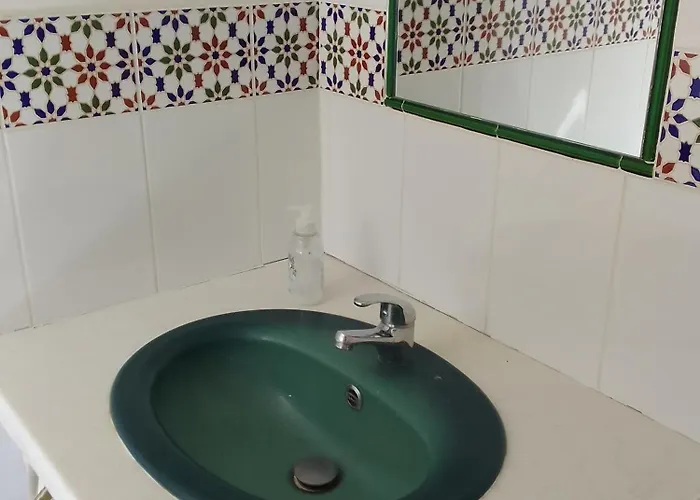 Casa de hóspedes De L'etang Proche Des Grands Buffets Narbona