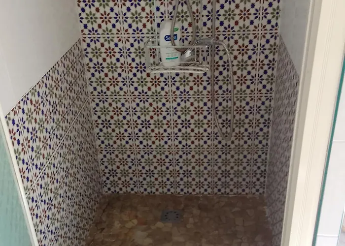 Casa de hóspedes De L'etang Proche Des Grands Buffets Narbona